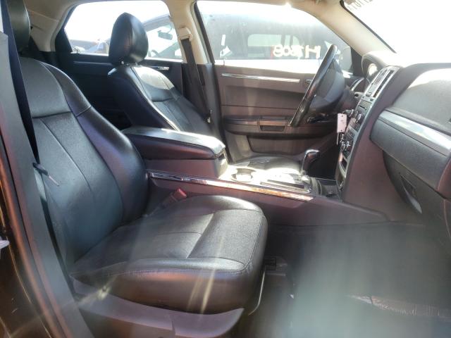 Photo 5 from auction – 2010 CHRYSLER 300 TOURIN with VIN 2C3CA5CV1AH164292