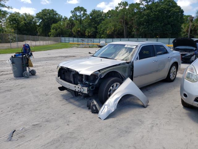Photo 2 from auction – 2009 CHRYSLER 300 LIMITE with VIN 2C3KA33V79H600543