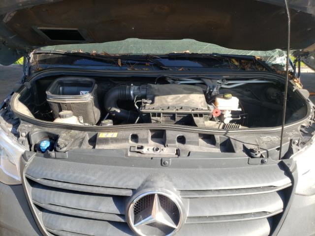 Photo 7 from auction – 2019 MERCEDES-BENZ SPRINTER 2 with VIN WD4PF0CD9KP102036