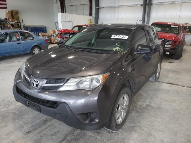 Photo 2 from auction – 2015 TOYOTA RAV4 LE with VIN JTMBFREV3FJ020438