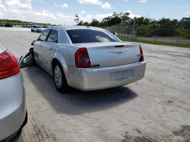 Photo 3 from auction – 2009 CHRYSLER 300 LIMITE with VIN 2C3KA33V79H600543