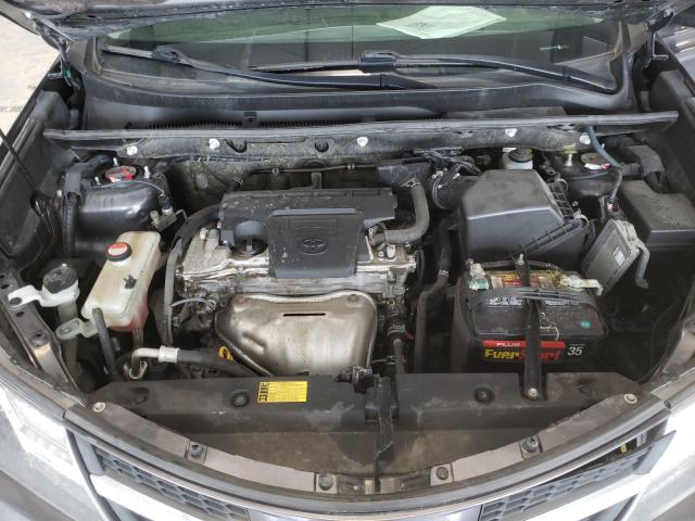 Photo 7 from auction – 2015 TOYOTA RAV4 LE with VIN JTMBFREV3FJ020438