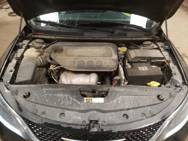 Photo 7 from auction – 2015 CHRYSLER 200 LIMITE with VIN 1C3CCCABXFN667437
