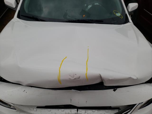 Photo 7 from auction – 2018 CHEVROLET MALIBU LT with VIN 1G1ZD5ST8JF204097