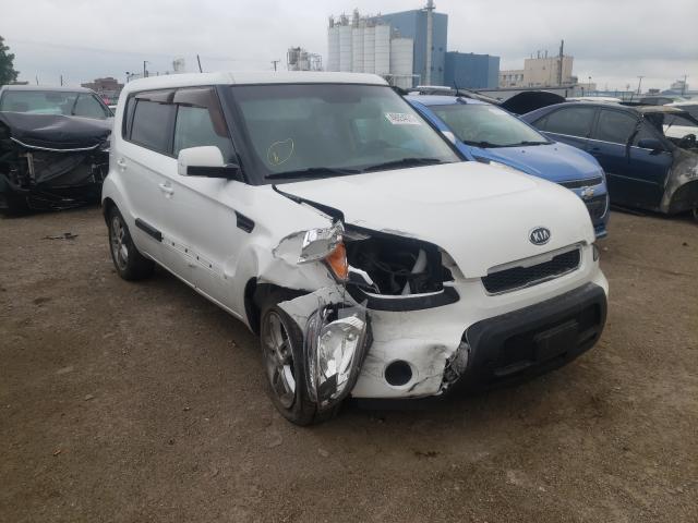 KIA SOUL + 2011 with VIN KNDJT2A2XB7262822 - Photo from auction