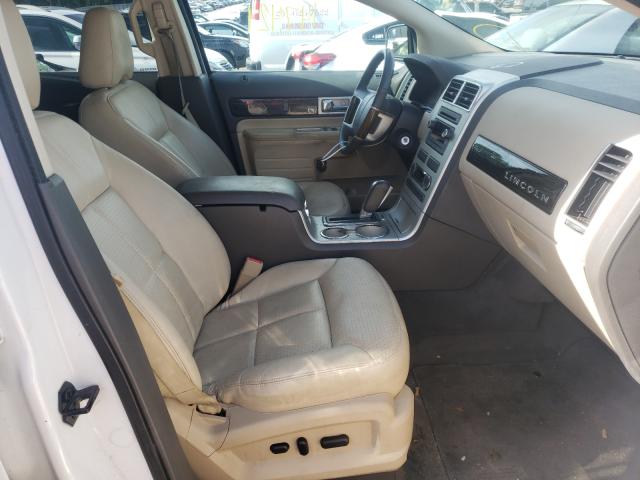 Photo 5 from auction – 2010 LINCOLN MKX with VIN 2LMDJ6JC5ABJ09807