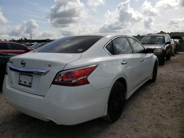 Photo 4 from auction – 2015 NISSAN ALTIMA 2.5 with VIN 1N4AL3AP1FN404645