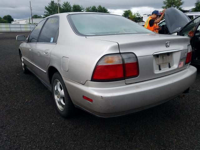 Photo 3 from auction – 1997 HONDA ACCORD SE with VIN 1HGCD5601VA278155