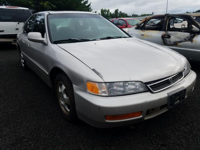 HONDA ACCORD SE 1997 with VIN 1HGCD5601VA278155 - Photo from auction