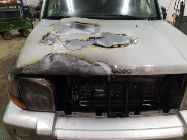 Photo 9 from auction – 2006 JEEP COMMANDER with VIN 1J8HG48N76C111408