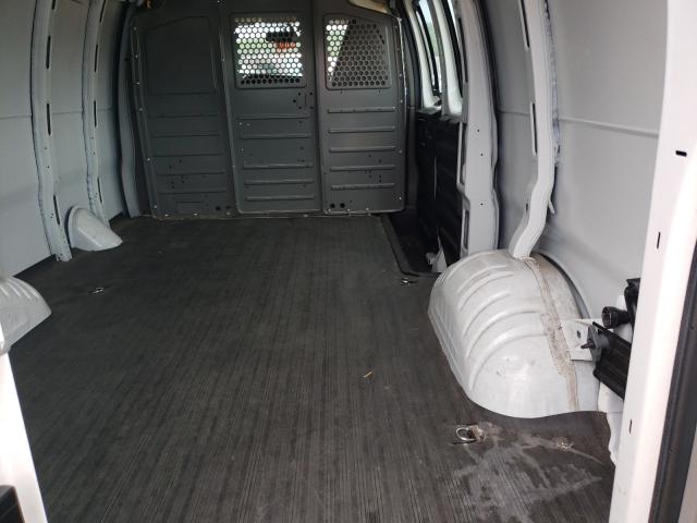 Photo 6 from auction – 2019 CHEVROLET EXPRESS G2 with VIN 1GCWGAFP9K1281101