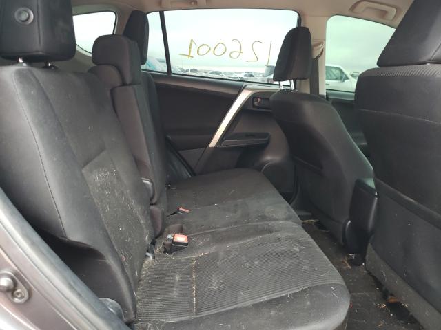 Photo 5 from auction – 2015 TOYOTA RAV4 LE with VIN JTMBFREV3FJ020438
