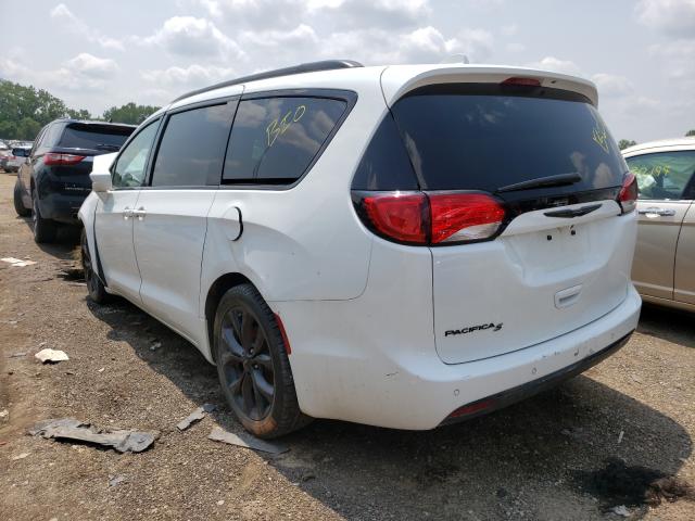 Photo 3 from auction – 2018 CHRYSLER PACIFICA T with VIN 2C4RC1EG5JR193442