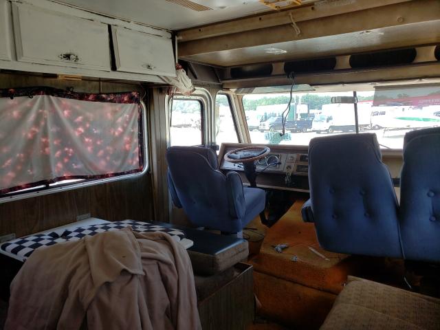 Photo 5 from auction – 1982 CHEVROLET P30 with VIN 1GBJP37J2C3319990