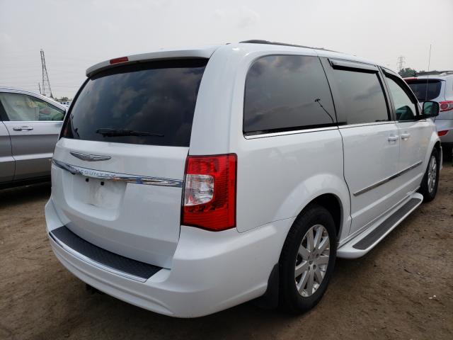 Photo 4 from auction – 2015 CHRYSLER TOWN & COU with VIN 2C4RC1BG7FR656533