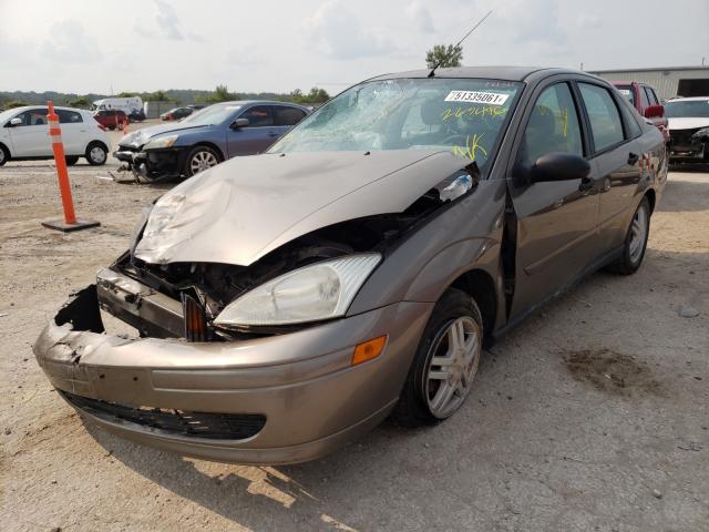 Photo 2 from auction – 2000 FORD FOCUS SE with VIN 1FAFP3435YW263496