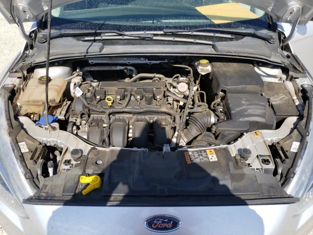 Photo 7 from auction – 2017 FORD FOCUS SE with VIN 1FADP3K21HL218025
