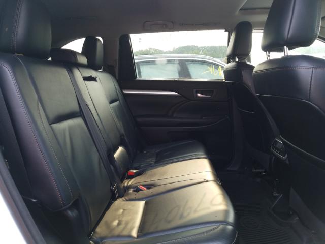 Photo 6 from auction – 2017 TOYOTA HIGHLANDER with VIN 5TDJZRFH5HS381106