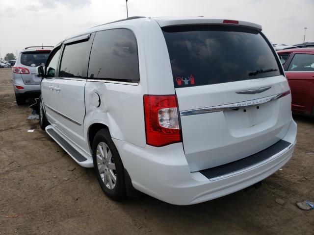 Photo 3 from auction – 2015 CHRYSLER TOWN & COU with VIN 2C4RC1BG7FR656533