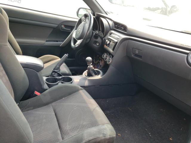 Photo 5 from auction – 2011 TOYOTA SCION TC with VIN JTKJF5C72B3005638