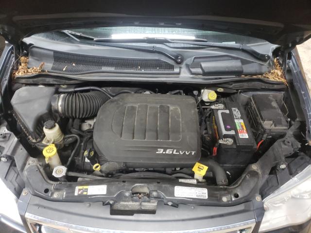 Photo 7 from auction – 2013 CHRYSLER TOWN & COU with VIN 2C4RC1BG8DR629743