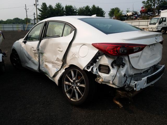 Photo 3 from auction – 2018 MAZDA 3 TOURING with VIN 3MZBN1V33JM239685