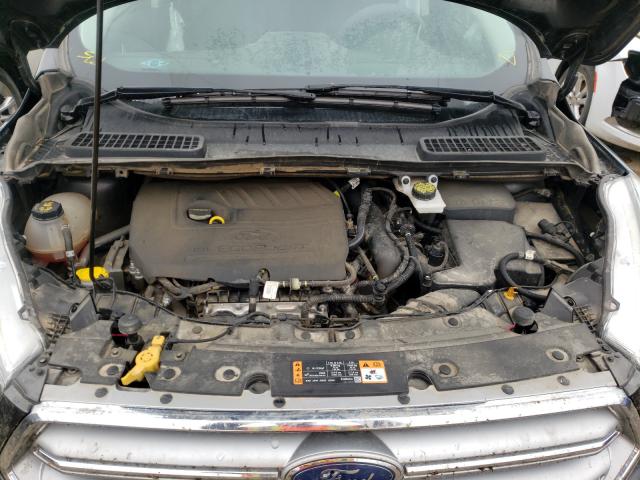 Photo 7 from auction – 2017 FORD ESCAPE SE with VIN 1FMCU9GD6HUE60357