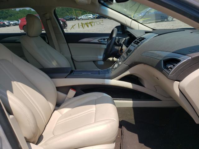 Photo 5 from auction – 2019 LINCOLN MKZ with VIN 3LN6L5A95KR619154