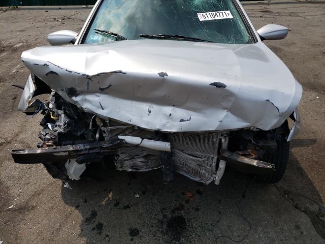 Photo 7 from auction – 2011 HYUNDAI SONATA GLS with VIN 5NPEB4AC6BH205506