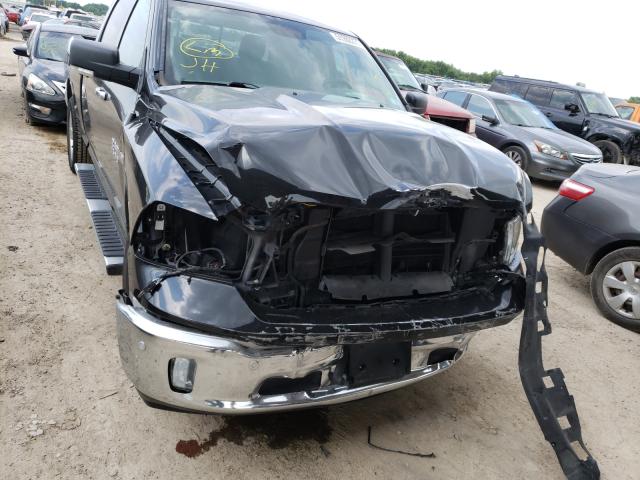 Photo 9 from auction – 2018 RAM 1500 SLT with VIN 1C6RR6TT1JS149164