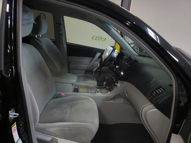Photo 5 from auction – 2011 TOYOTA HIGHLANDER with VIN 5TDBK3EHXBS076392