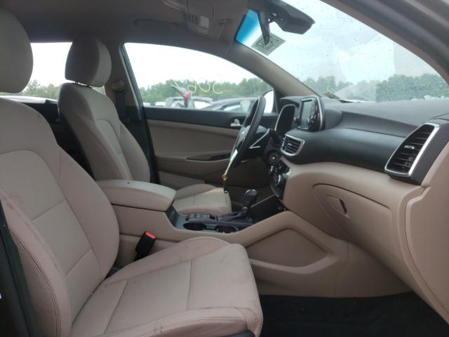 Photo 5 from auction – 2020 HYUNDAI TUCSON SE with VIN KM8J2CA4XLU205156