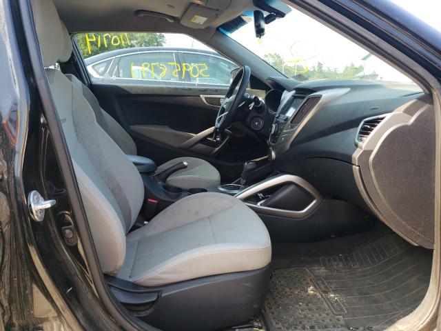 Photo 5 from auction – 2013 HYUNDAI VELOSTER with VIN KMHTC6AD2DU127805