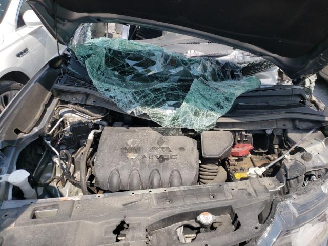 Photo 7 from auction – 2019 MITSUBISHI OUTLANDER with VIN JA4AZ2A38KZ608405
