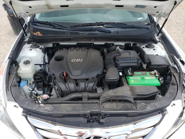 Photo 7 from auction – 2011 HYUNDAI SONATA SE with VIN 5NPEC4AC0BH055437