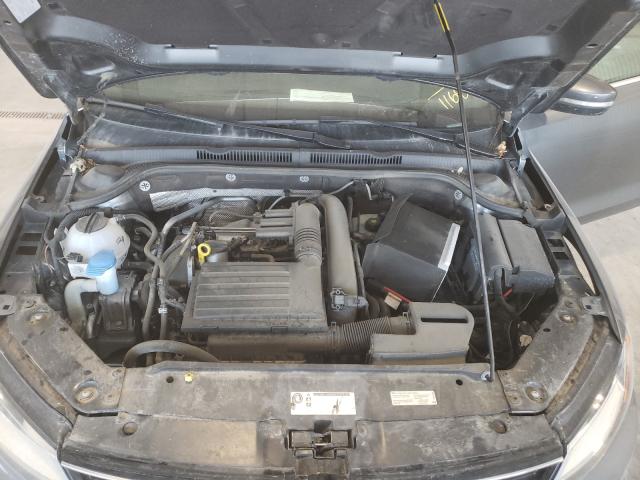 Photo 7 from auction – 2017 VOLKSWAGEN JETTA SE with VIN 3VWDB7AJ2HM281168