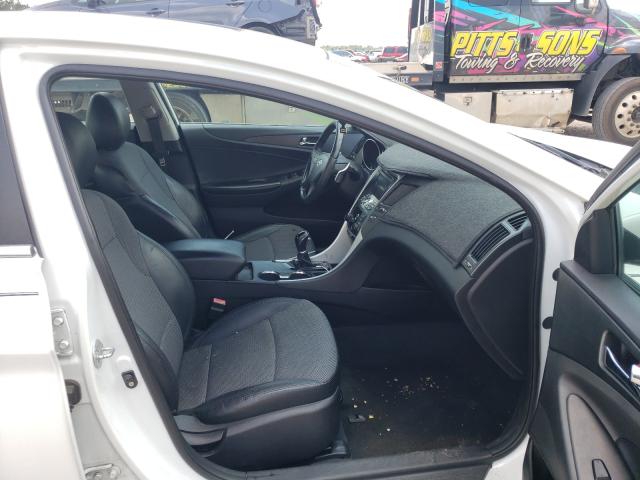 Photo 5 from auction – 2011 HYUNDAI SONATA SE with VIN 5NPEC4AC0BH055437