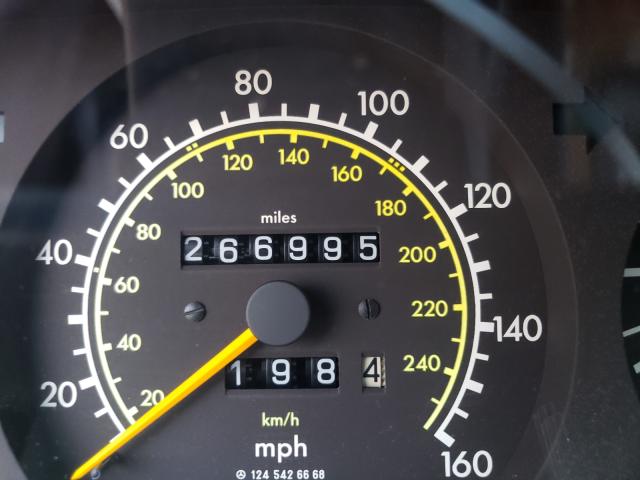Photo 8 from auction – 1990 MERCEDES-BENZ 300 E with VIN WDBEA30D0LB237974