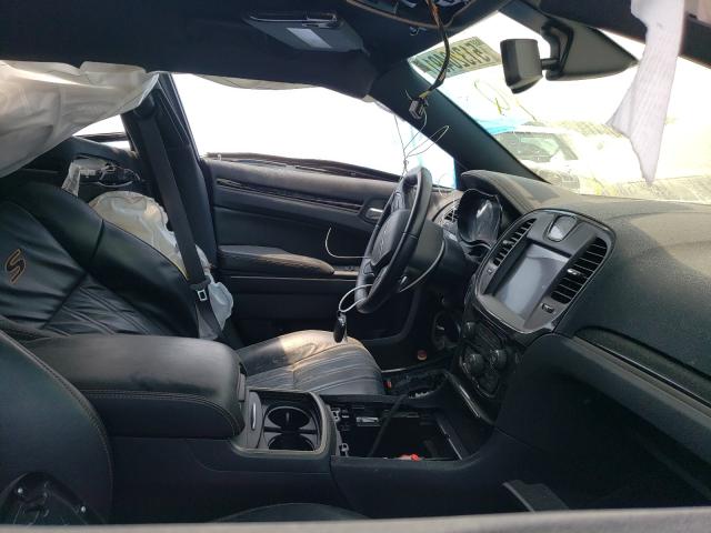 Photo 5 from auction – 2017 CHRYSLER 300 S with VIN 2C3CCABG6HH548343