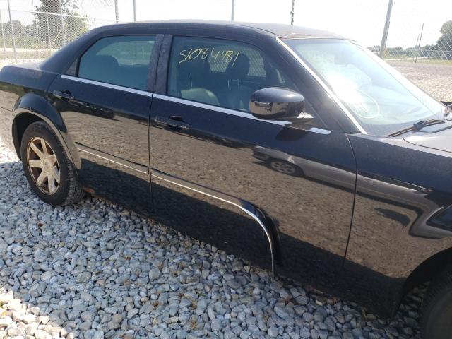Photo 9 from auction – 2005 CHRYSLER 300 TOURIN with VIN 2C3AA53G15H625439