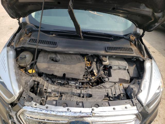 Photo 7 from auction – 2017 FORD ESCAPE SE with VIN 1FMCU0GD6HUA37726