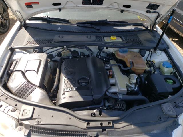 Photo 7 from auction – 2003 VOLKSWAGEN PASSAT GLS with VIN WVWVD63B73E005567