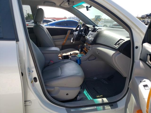 Photo 5 from auction – 2010 TOYOTA HIGHLANDER with VIN JTEBW3EH7A2047261