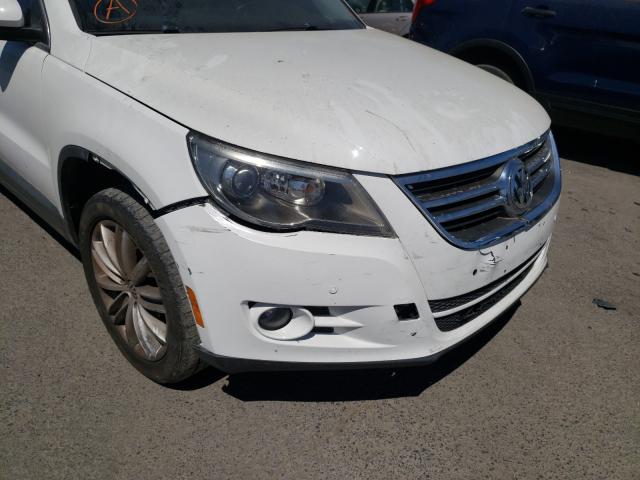 Photo 9 from auction – 2011 VOLKSWAGEN TIGUAN with VIN WVGAV7AX6BW504932