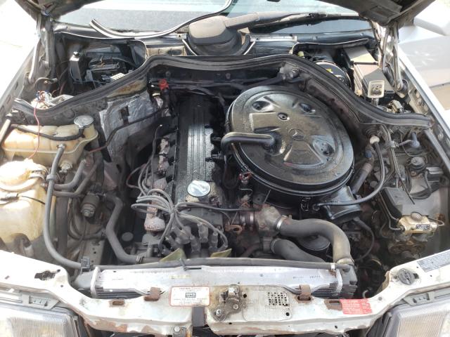 Photo 7 from auction – 1990 MERCEDES-BENZ 300 E with VIN WDBEA30D0LB237974