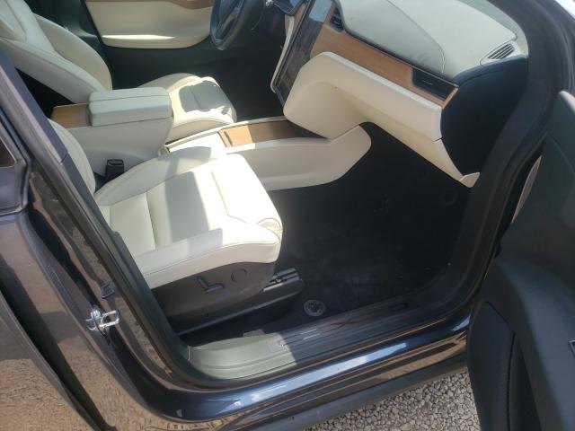 Photo 5 from auction – 2019 TESLA MODEL X with VIN 5YJXCAE23KF192184