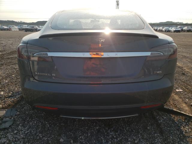 Photo 9 from auction – 2013 TESLA MODEL S with VIN 5YJSA1CP4DFP04147