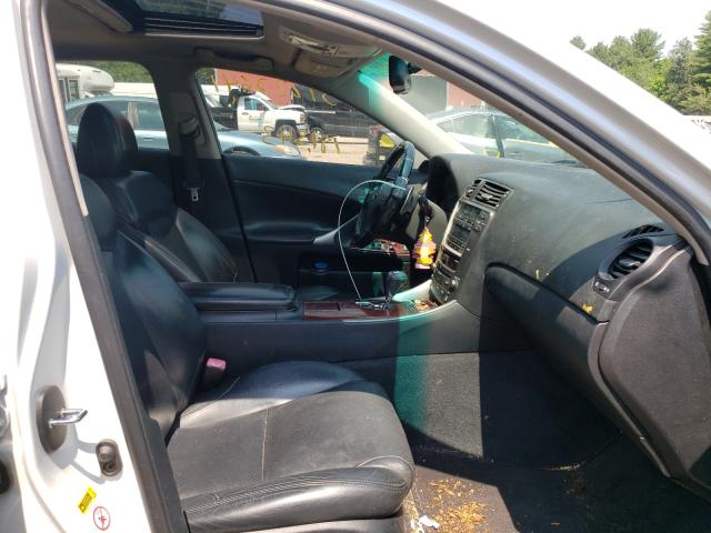 Photo 5 from auction – 2006 LEXUS IS 250 with VIN JTHCK262565001697