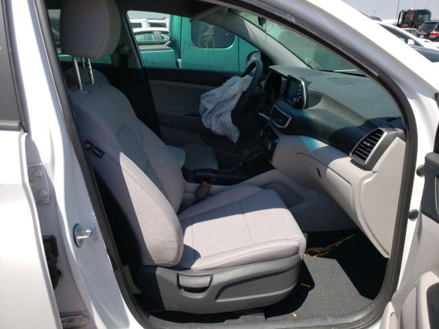 Photo 5 from auction – 2020 HYUNDAI TUCSON SE with VIN KM8J2CA45LU150020