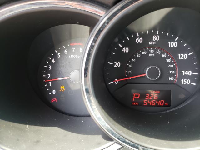 Photo 8 from auction – 2011 KIA SORENTO EX with VIN 5XYKU4A28BG043499